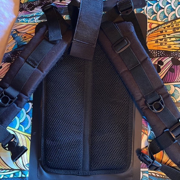 FISHEWEAR KALIEDO KING DRY BAG BACKPACK - Picture 8 of 8